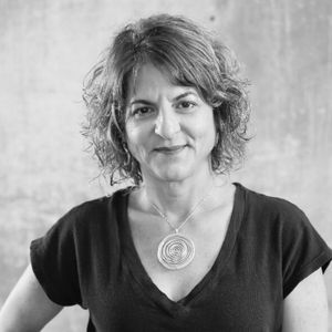 Fernanda Sennatori - Diretora de Produções Brasil